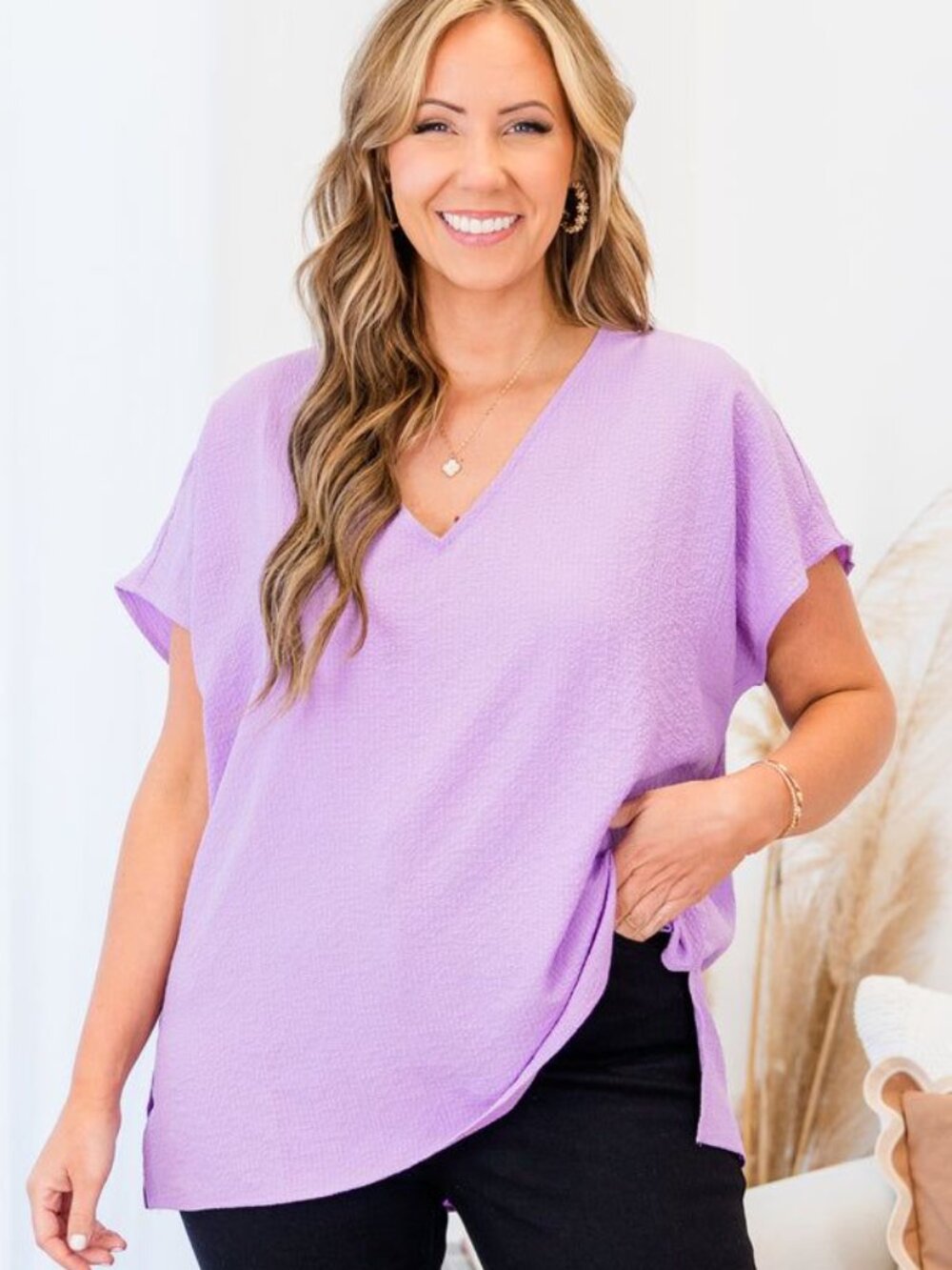 NWT I Chic Soul Beige V-Neck Short Sleeve Blouse, Lavender